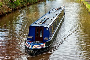 Rochdale Canal | Narrowboat between First Below Punchbowl Lock (41) and Second Below Punchbowl Lock (42) | 1 May 2023