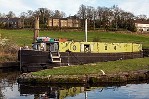 Rochdale Canal | Narrowboat moored at Windy Bank Wharf  | 8 April 2023