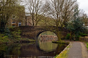 Rochdale Canal | Ealees Footbridge (49) | 17 April 2023