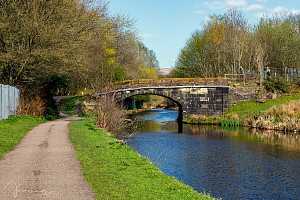 Rochdale Canal | Footbridge (52) | 18 April 2023