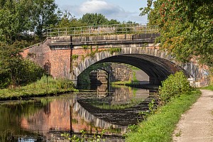 Rochdale Canal | Looking back at Laneside Railway Bridge (68B) | 23 August 2021