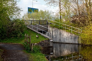 Rochdale Canal | Barrels Bridge (62C) | 28 April 2023