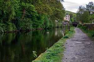Rochdale Canal | Between Pinnel Lock (26) and Alma Bridge (33) | 10 May 2023