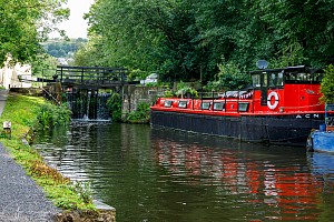 Rochdale Canal | Boat moored close to Mayroyd Mill Lock (8) | 30 July 2023