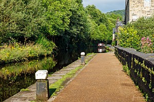 Rochdale Canal | Blackpit Aqueduct between Black Pit Lock (9) and Hebble End Bridge (18) | 3 August 2023