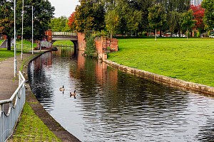 Rochdale Canal | Approaching Butler Street Bridge (87) | 4 October 2023