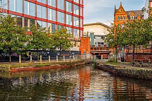 Rochdale Canal | Tib Basin between Oxford Street Bridge (98) and Tib Lock (89) | 29 October 2023